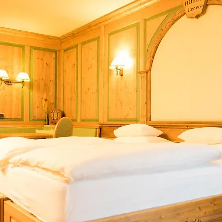 Hotel Cervo 3*
