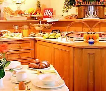 Hotell Cervo 3*